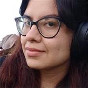 Joven que imparte clases de Matemáticas, física y química, biología, lengua, historia, inglés, filosofía